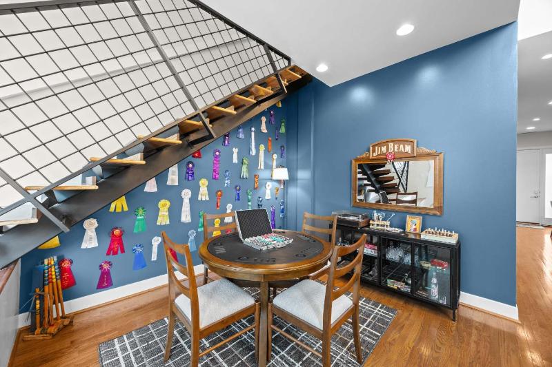Exquisite Condo with Views in Trendy NuLu District - image 43