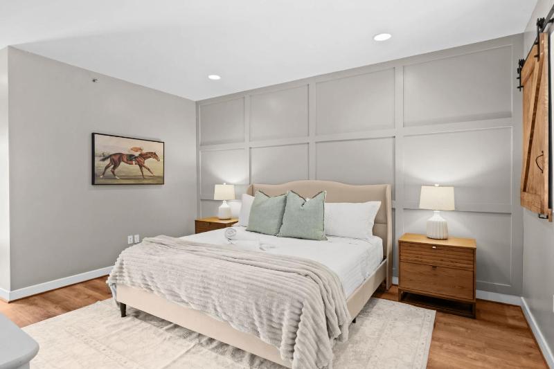 Exquisite Condo with Views in Trendy NuLu District - image 2