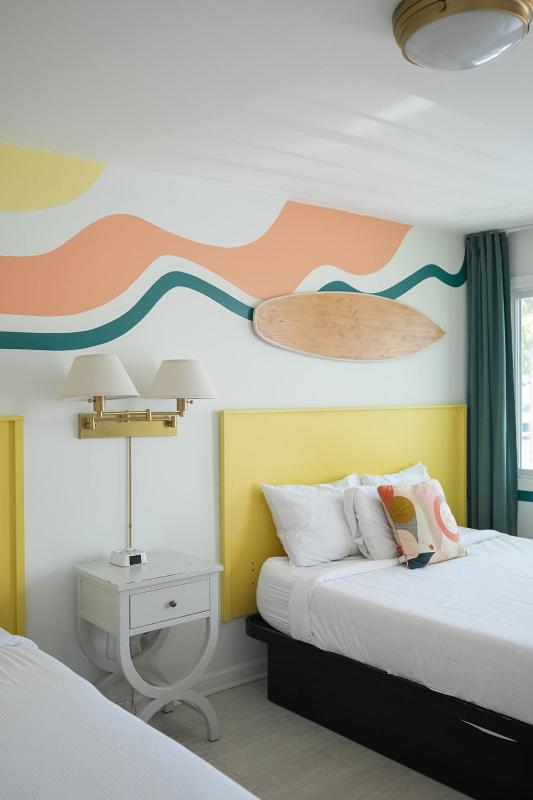 Royal Palms Motel - image 31