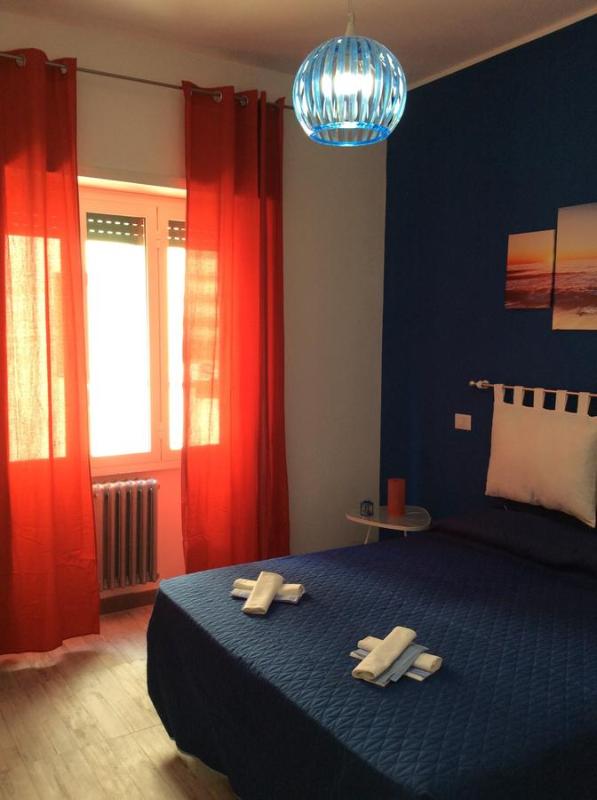 Deluxe Room image 3