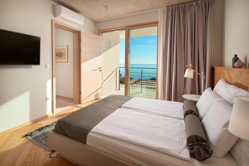 Dazzling Hvar Villa Villa Licita 3 Bedrooms Sea Views Superb Terrace - image 2