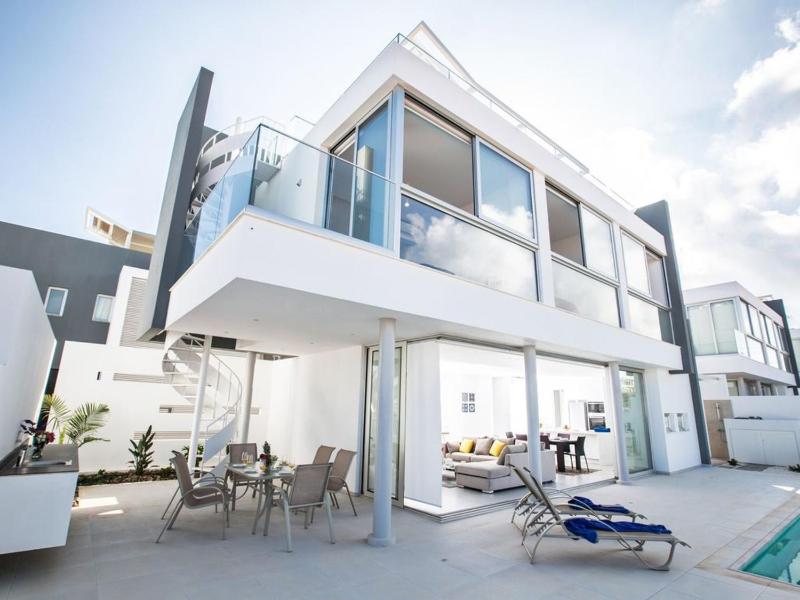 Villa Panemorfi - Luxury Brand New 3 Bedroom Protaras Villa With Private Pool - image 10