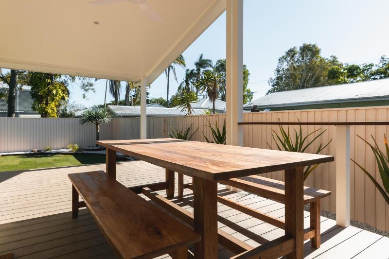 The Little Tropicana - image 5