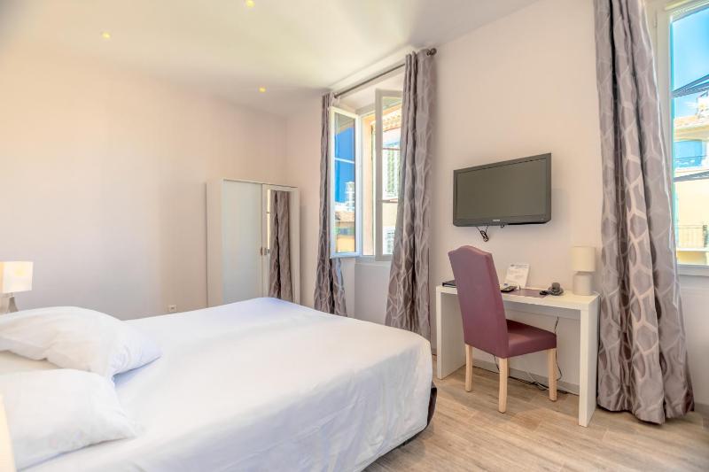 Comfort Double or Twin Room image 1
