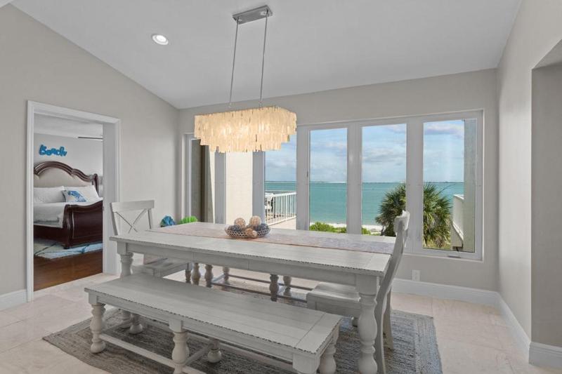 Lighthouse Point 325 - image 19