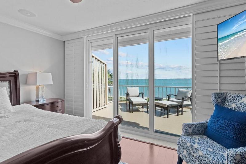 Lighthouse Point 325 - image 7