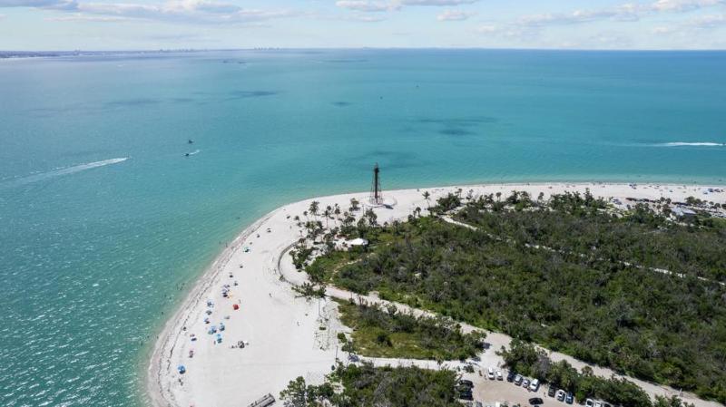 Lighthouse Point 325 - image 50