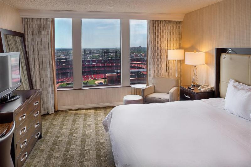 King Room with Stadium View image 3