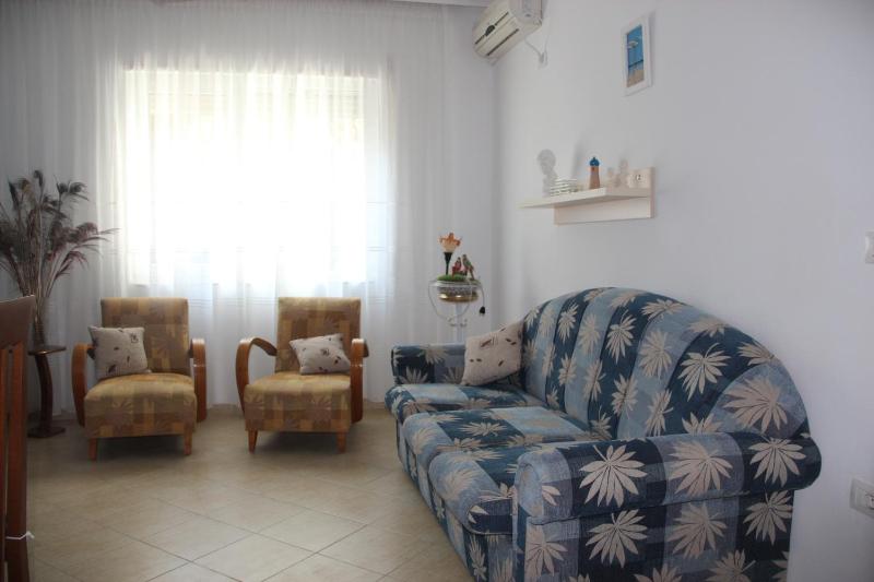 Golem Apartments - image 12
