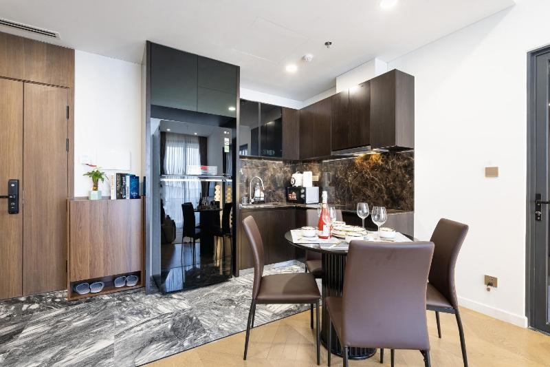 Lumiere Riverside Heera Stay Apartment - image 16