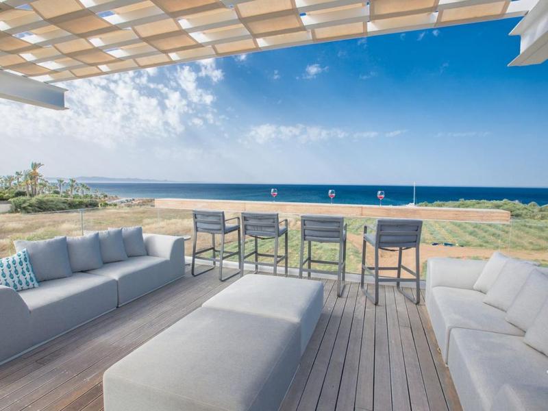 Villa Papadopo - Luxury 3 Bedroom Villa With Private Pool Hot Tub And Sea Views - image 13