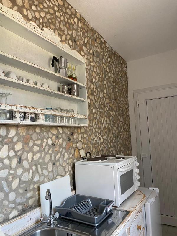 Green Retreat Studios - image 22