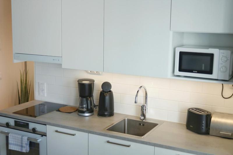 Modern Studio for 2 Guests - image 11