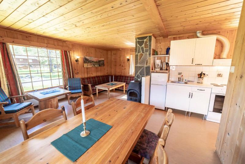 Cottage (6 Adults) image 3