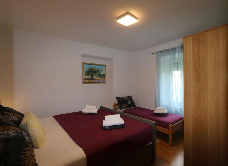 Apartment in Silo - Insel Krk 13554 - image 2