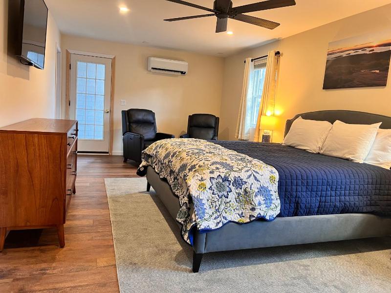 Superior King Room image 2