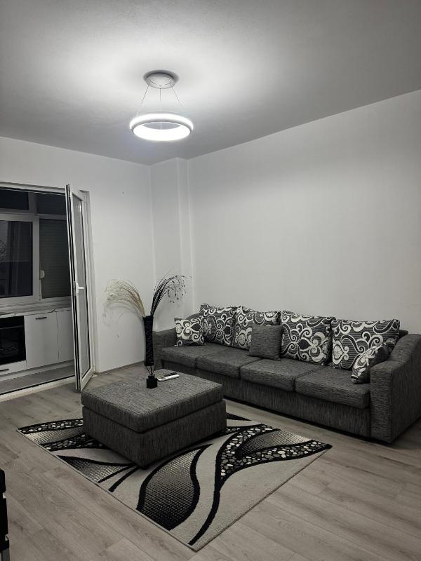 Mira's Apartment - image 11