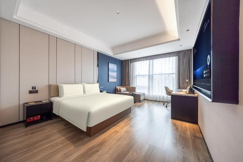 Atour X Hotel Xintang South Station Zengcheng District - image 15