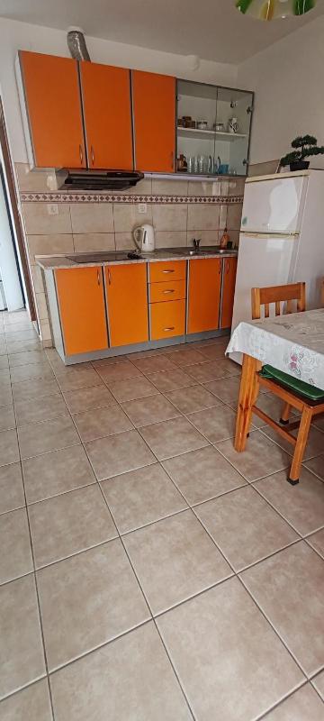 Zara Apartment - image 18