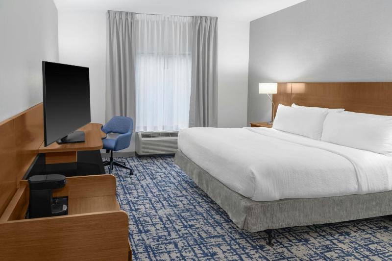 King Room image 4
