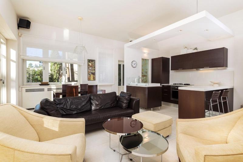 Exclusive Seafront Villa 5 Bedrooms Villa Mestro Outdoor Pool - image 11