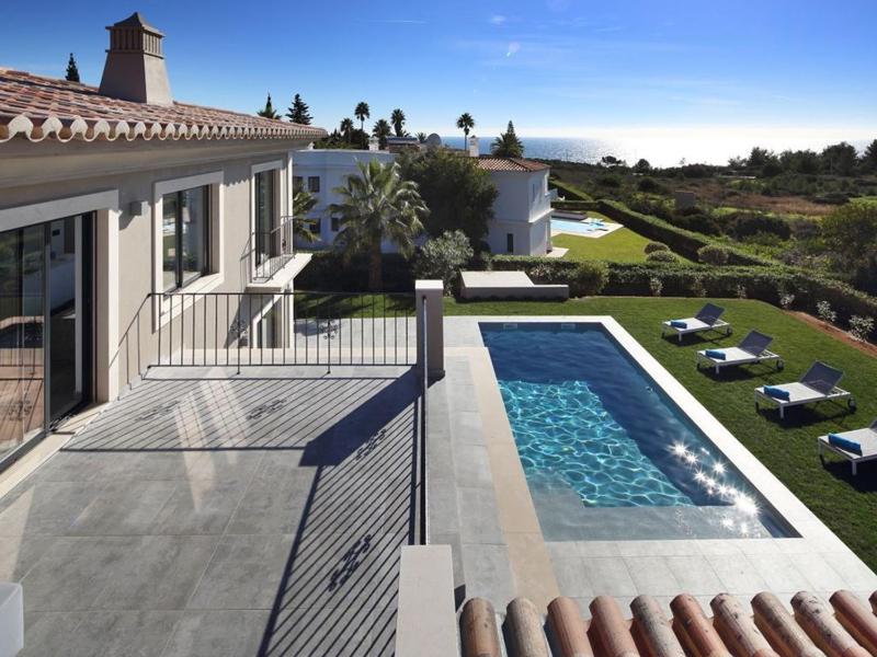 Luxurious Algarve Villa Villa Carvoeiro Lux 5 Bedrooms Private Heatedpool - image 5