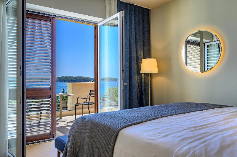 Immensely Luxurious Hvar Villa 5 Bedrooms Villa East Eternal - image 31