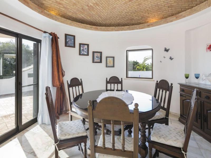 Amazing Carvoeiro Villa 4 Bedrooms Villa Jasmin Walking Distance - image 25