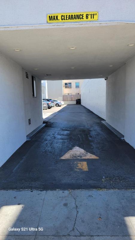 Value Inn Hollywood - image 2