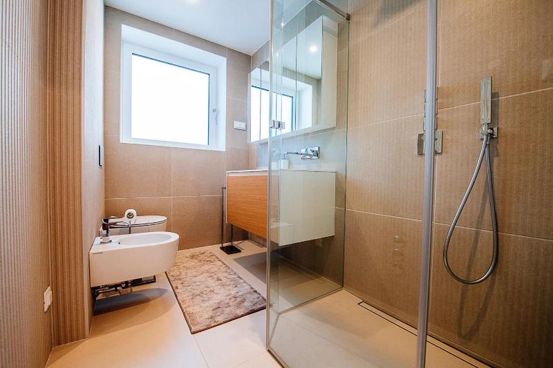 Magical Zadar Villa 6 Bedrooms Villa Ocean Fantasy Astounding Sea Views - image 10