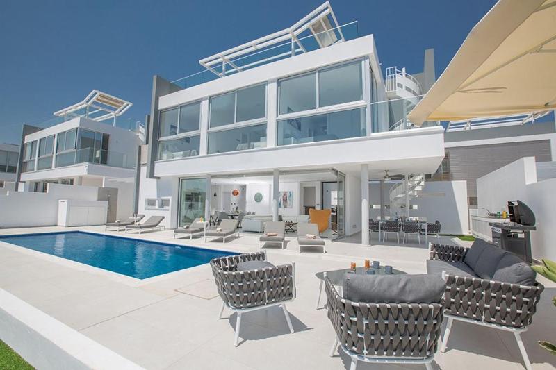 Villa Manta Agrotikos - Stunning 3 Bedroom Protaras Villa With Pool - image 11