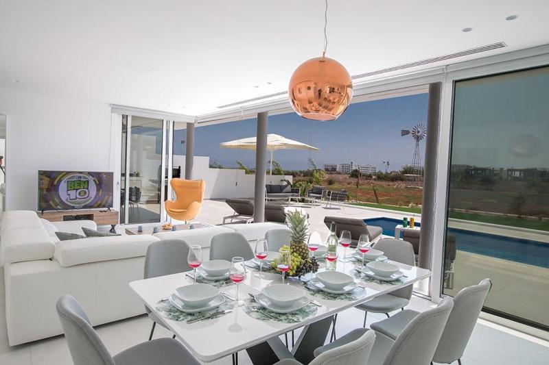 Villa Manta Agrotikos - Stunning 3 Bedroom Protaras Villa With Pool - image 14