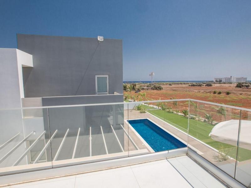 Villa Manta Agrotikos - Stunning 3 Bedroom Protaras Villa With Pool - image 13