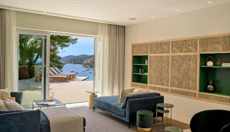 Incredibly Indulgent Hvar West Villa 5 Bedrooms Villa West Eternal - image 23