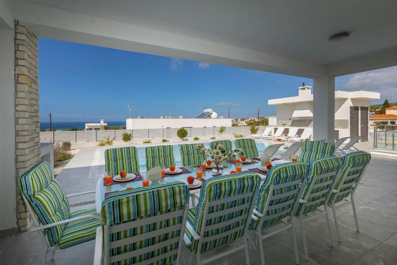 Luxury Paphos Villa Villa Adaris 5 Bedroom Villa Private Swimming Pool - image 12