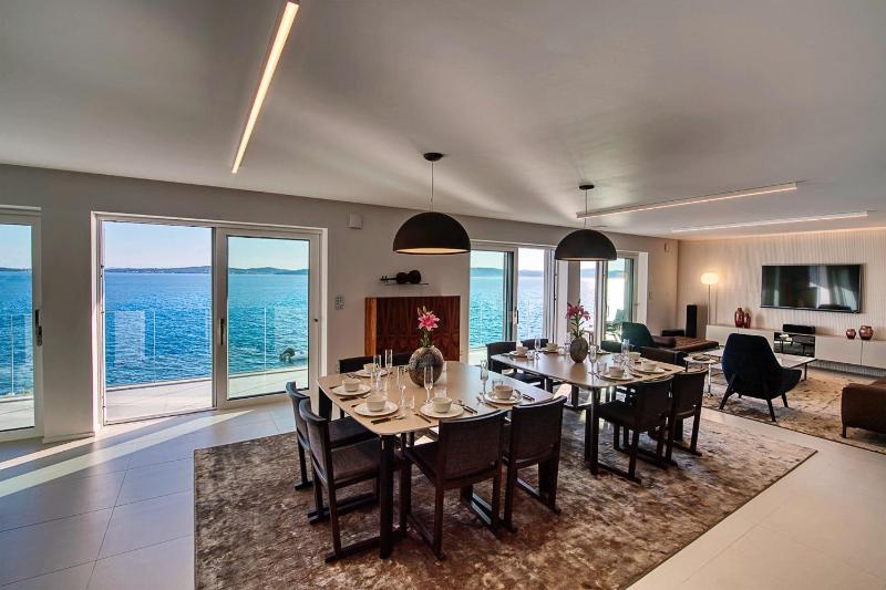Magical Zadar Villa 6 Bedrooms Villa Ocean Fantasy Astounding Sea Views - image 21