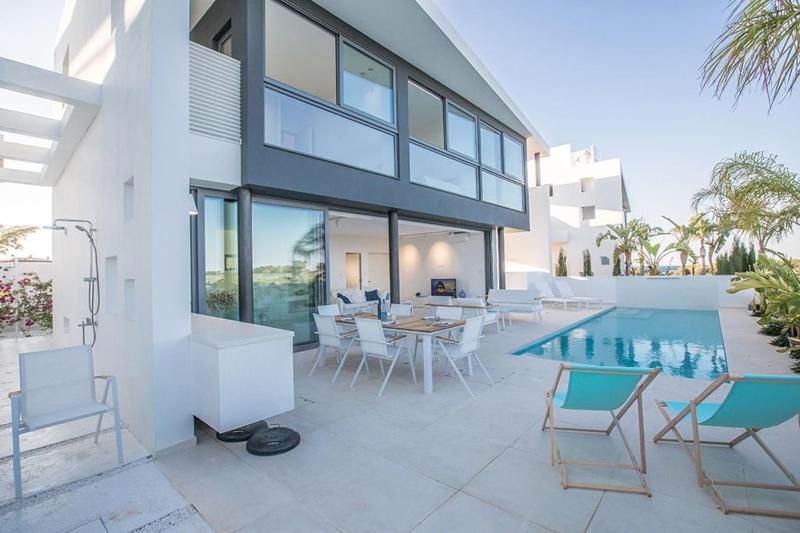 Villa Limni Enas - Luxury And Contemporary 3 Bedroom Kapparis Villa With Sea View - image 4