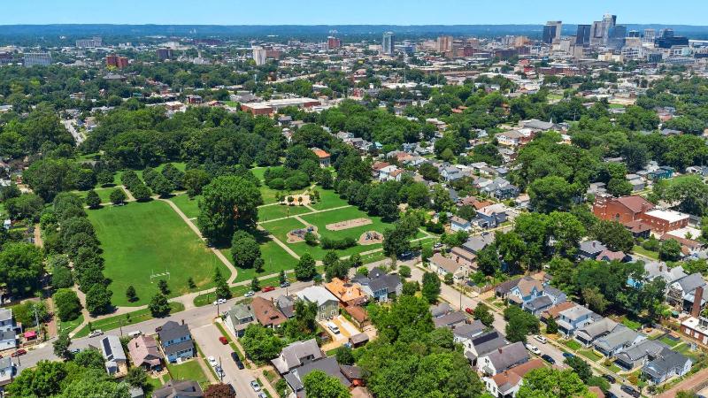 Unique Black Home in the Heart of Shelby Park - image 23