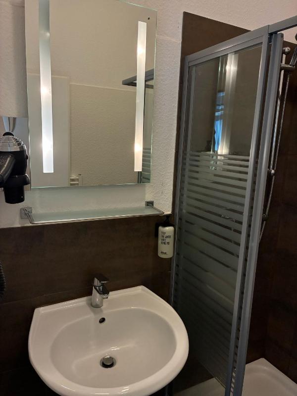 Standard Double Room image 1