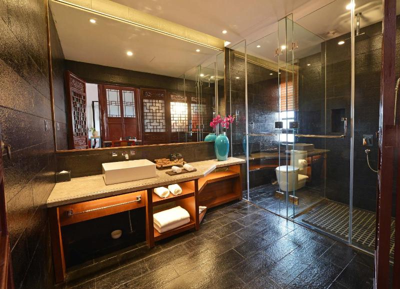No.3 Garden Hotel - image 26
