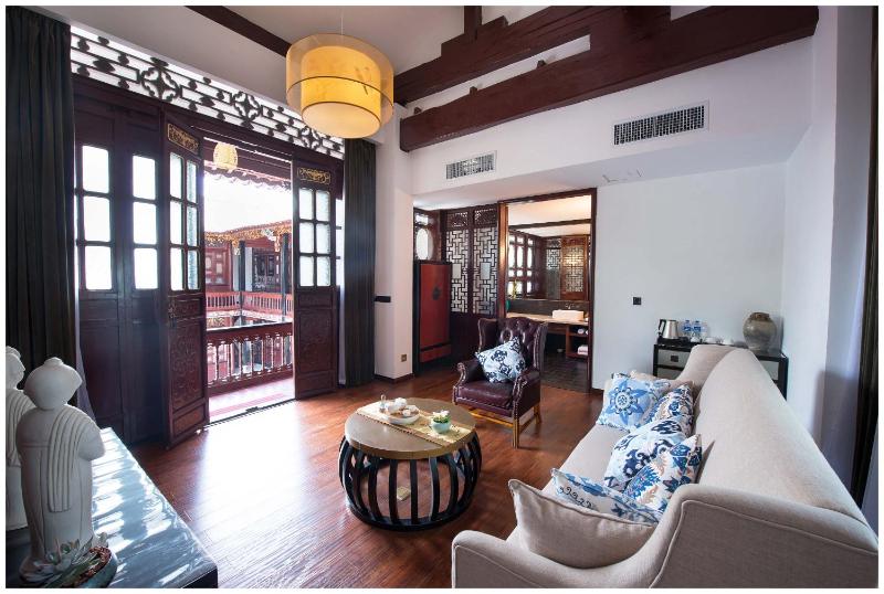 No.3 Garden Hotel - image 23