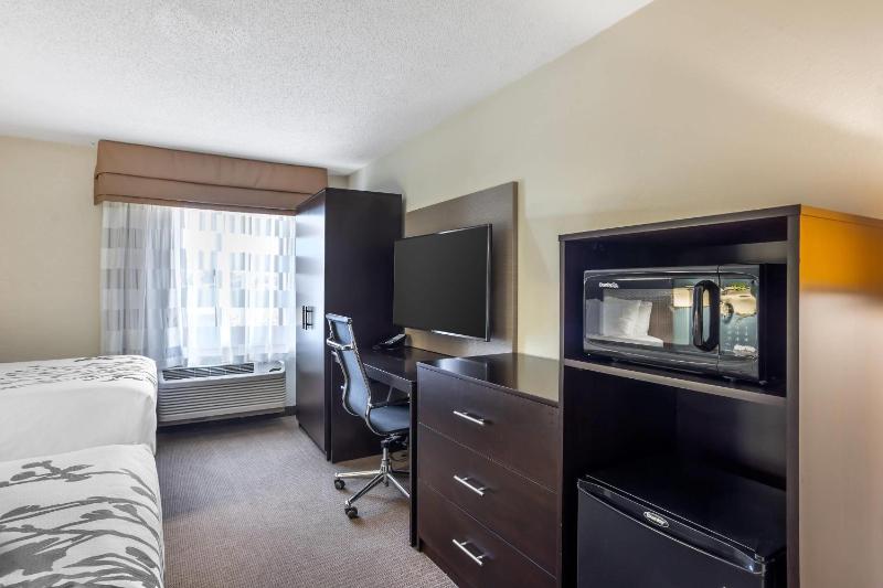 Double Room with Two Double Beds - Non-Smoking image 3