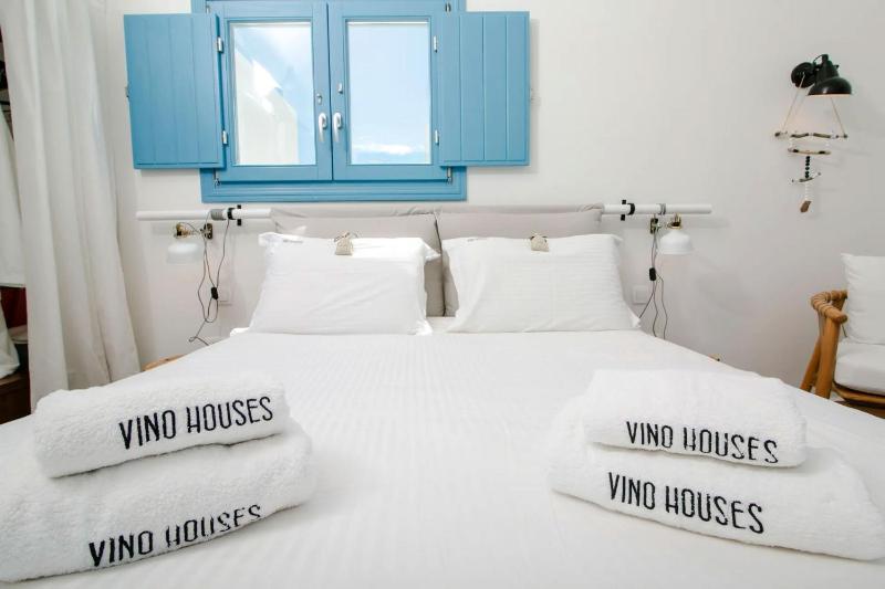 Wonderful Santorini House Villa Mezzo Honeymoon Private Pool Sea Views - image 17