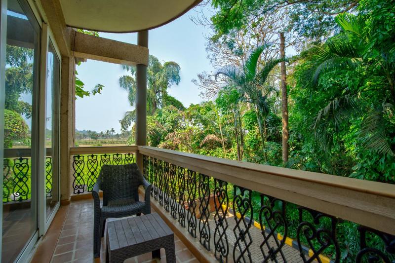 Aveeno Villas with Swimming Pool Near Calangute & Baga - image 23
