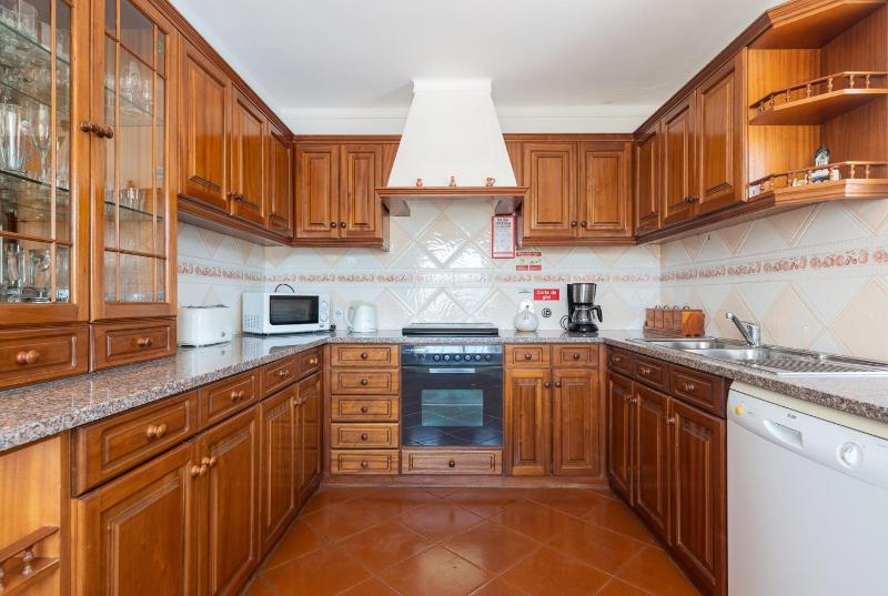 Charming Guia Villa 3 Bedrooms Villa Eulalia Private Pool & Close - image 17