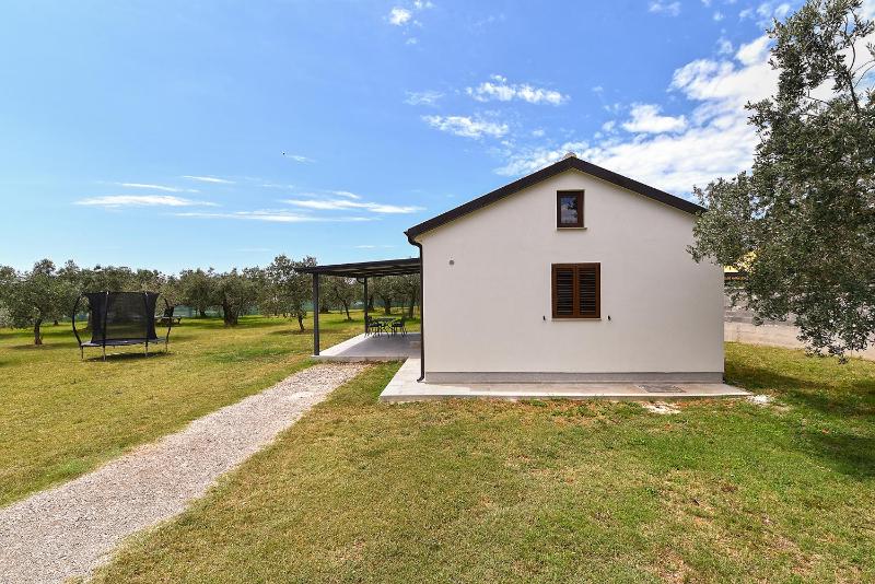 House Igor 2401 - image 17