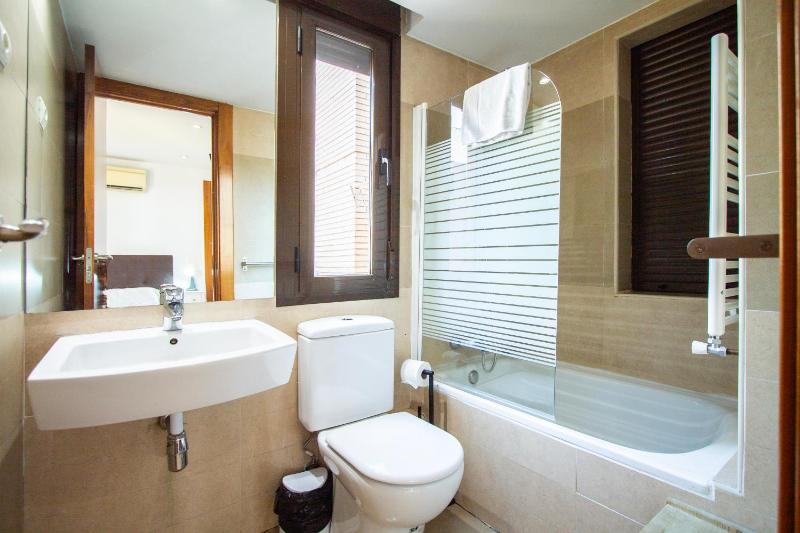 Two-Bedroom Apartment with Terrace image 2