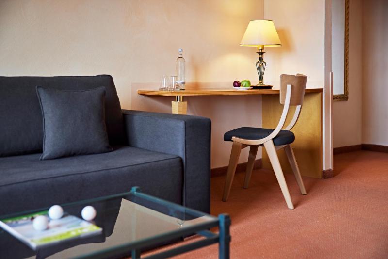 One-Bedroom Suite image 2