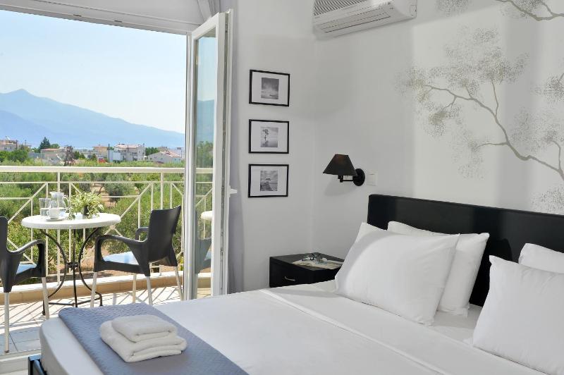 Hotel Kalloni - image 10