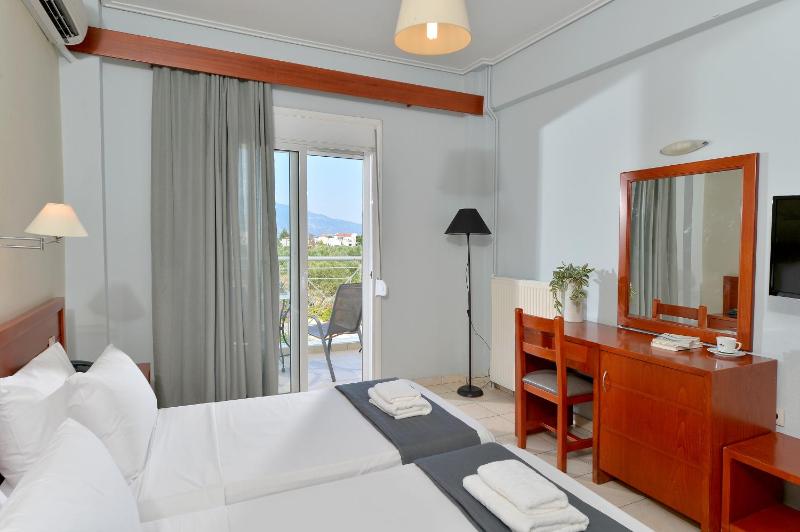 Single Room image 3